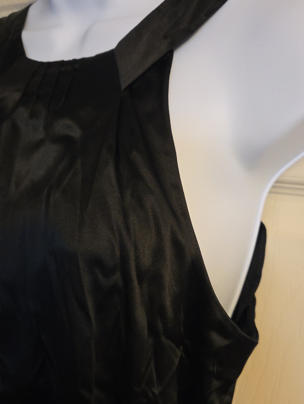 Theory Black Silk Sleeveless Blouse Size Small - Picture 5 of 10
